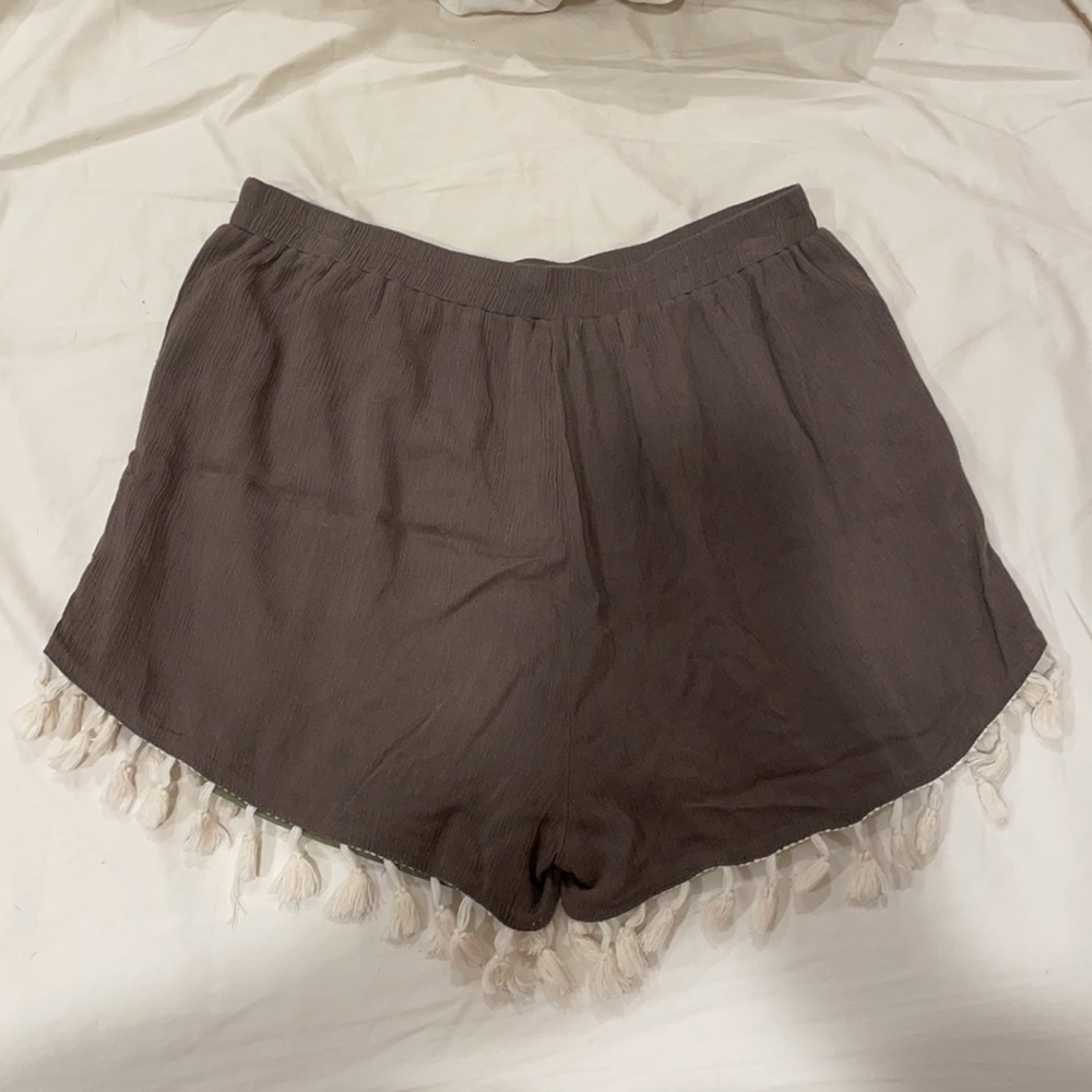 Tassel Aztec shorts - Picture 2 of 4